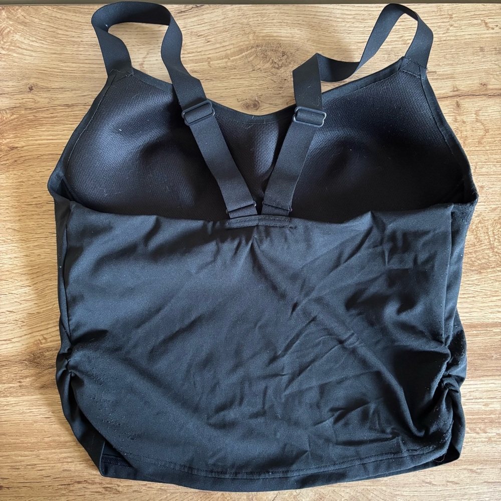 VS On Point Racerback Tank - Picture 2 of 2